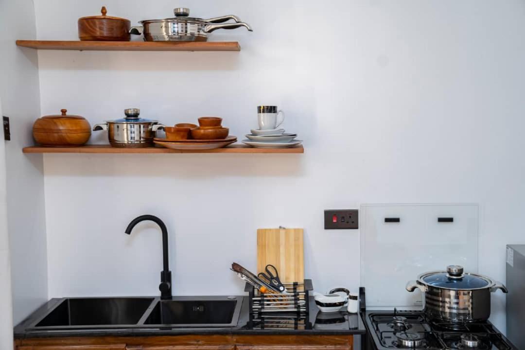 Unit Number 1 Apartment Nkunjila Ngoại thất bức ảnh