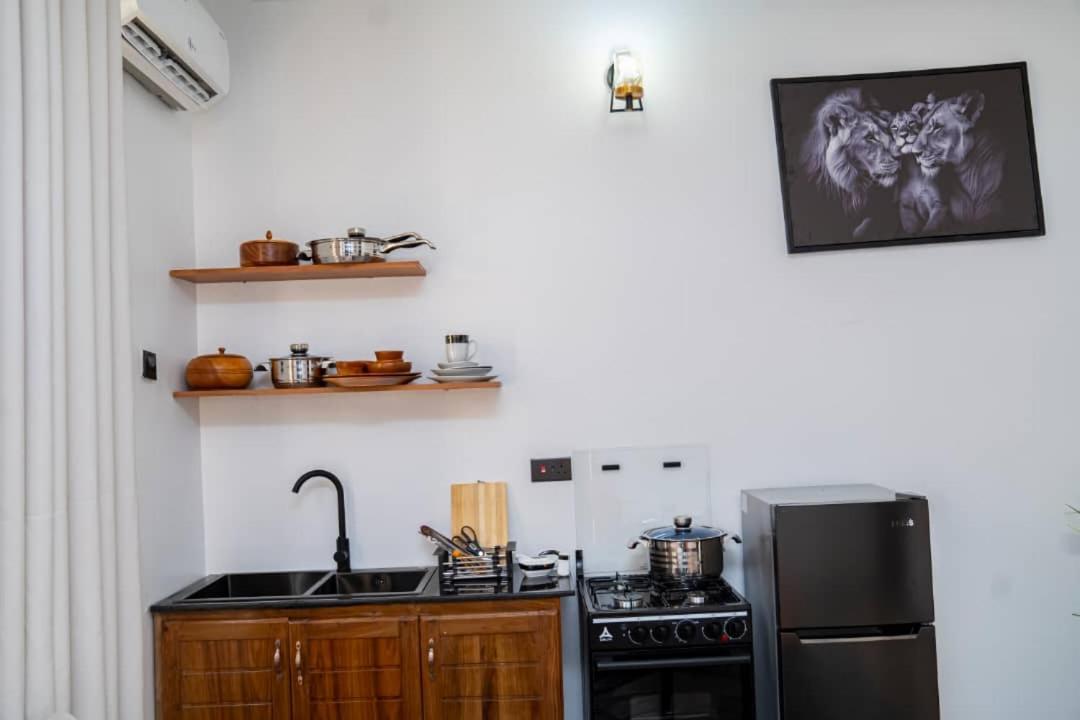 Unit Number 1 Apartment Nkunjila Ngoại thất bức ảnh