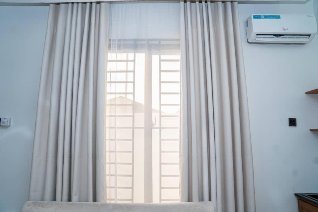 Unit Number 1 Apartment Nkunjila Ngoại thất bức ảnh